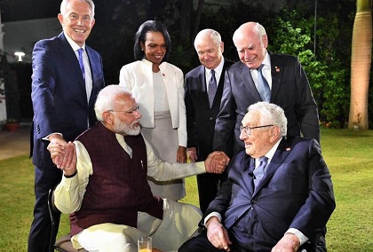 From Right to Left: Tony Blair, Condoleeza Rice, Robert Gates, John Howard.
Sitting: Henry Kissinger